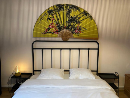 Another view of the Evantai Room